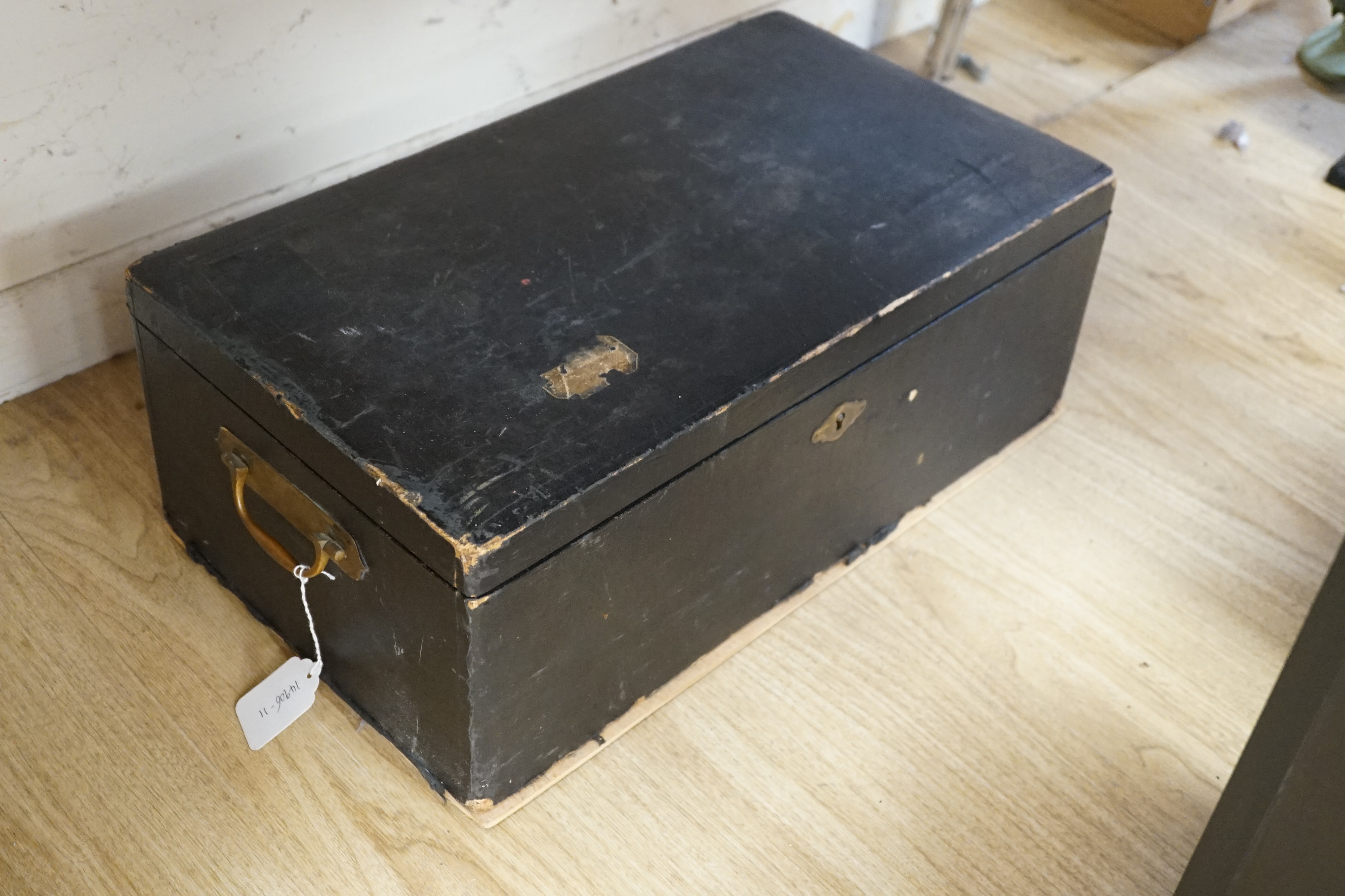 A Cardeilhac strong box. Condition - poor